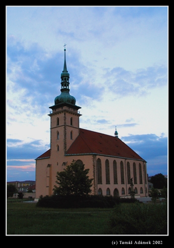 Přesunutý kostel v Mostě